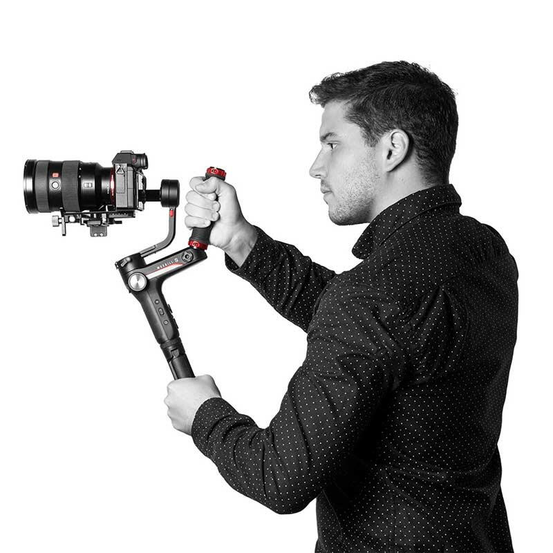 Portada SALAVISUAL David Sánchez Lázaro operando una cámara de vídeo